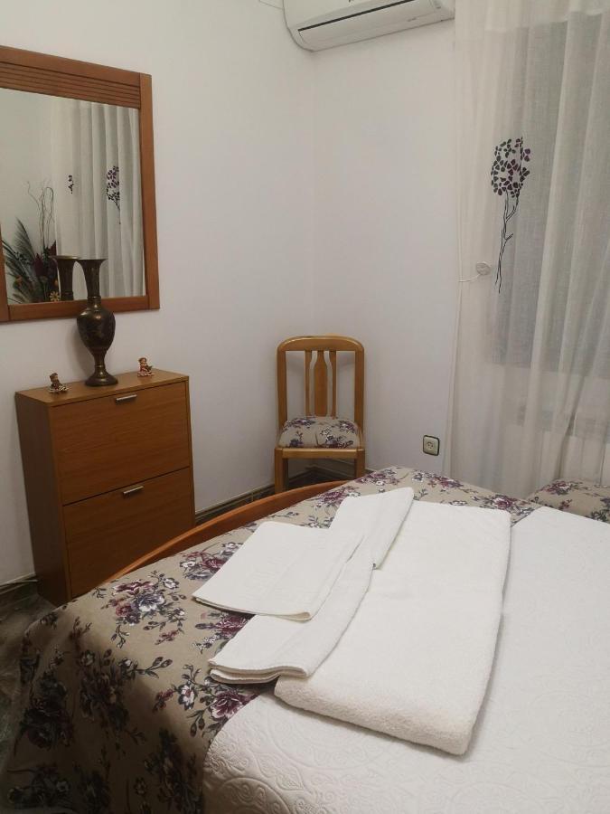 Sanvar Apartment Almagro Bagian luar foto